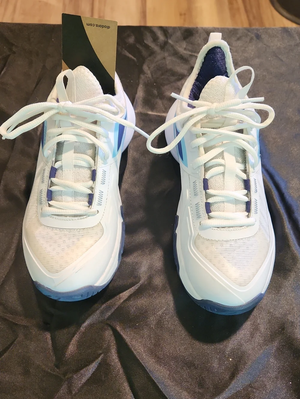Diadora White and Blue Athletic Tennis Court Shoes